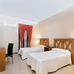 Atenas 2* Γρανάδα