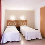 Atenas 2* Γρανάδα