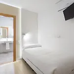 Πανσιόν Atenas Γρανάδα
